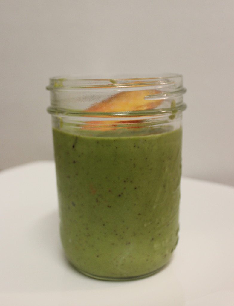 green peach smoothie tasty