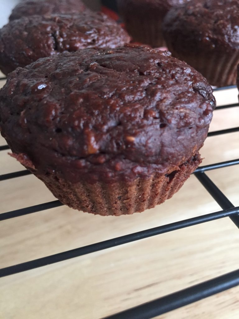 vegan-chocolate-zucchini-muffins