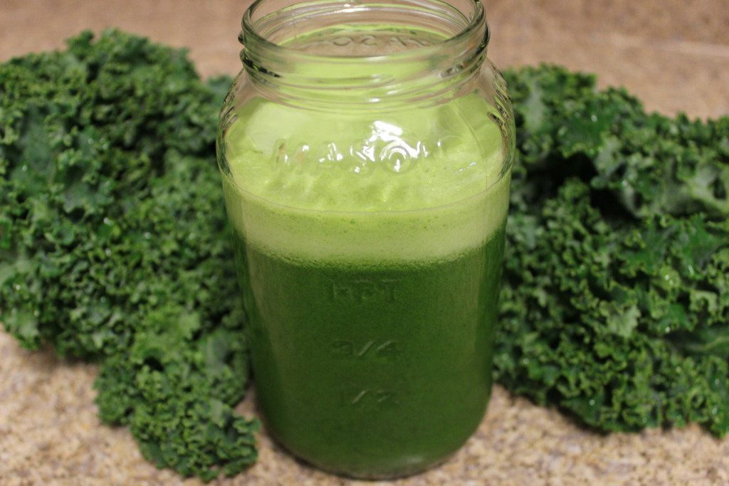 green coconut juice refreshing (1)