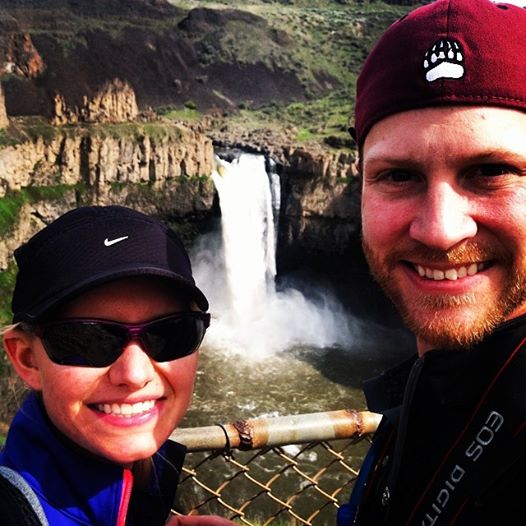 hiking pallouse falls with marc