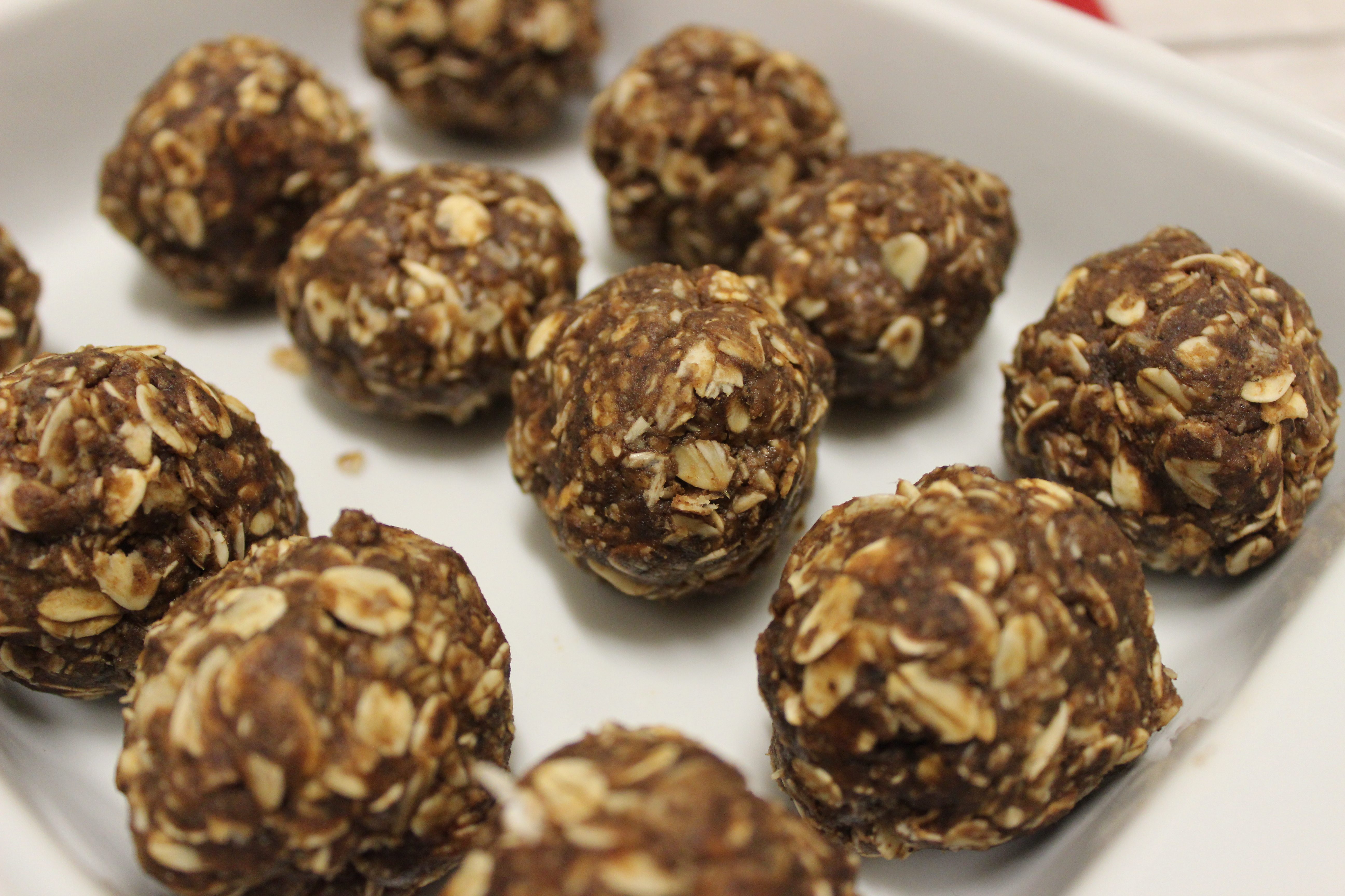 Chocolate Mint PB Dough Bites
