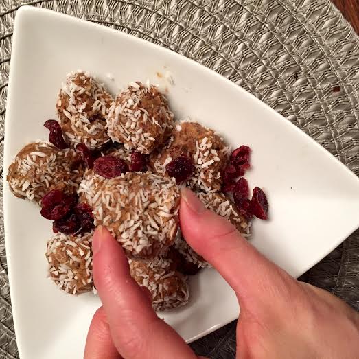 cranberry coconut bliss bites sugar free