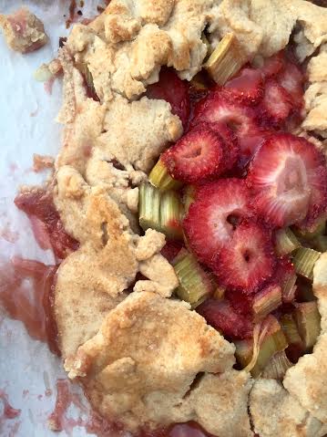 strawbery-rhubarb-galettes-FTW