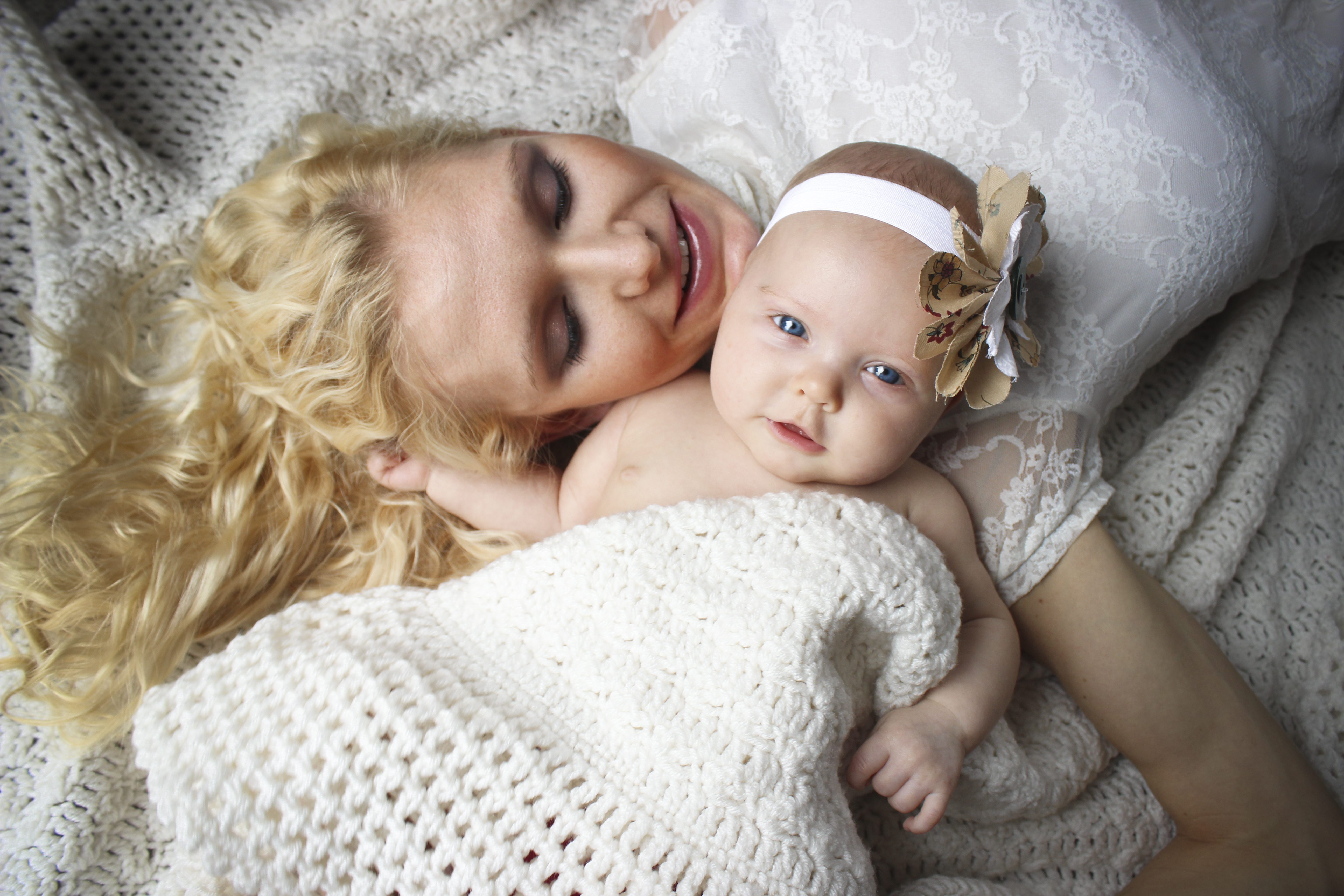 Mom & Baby Rea