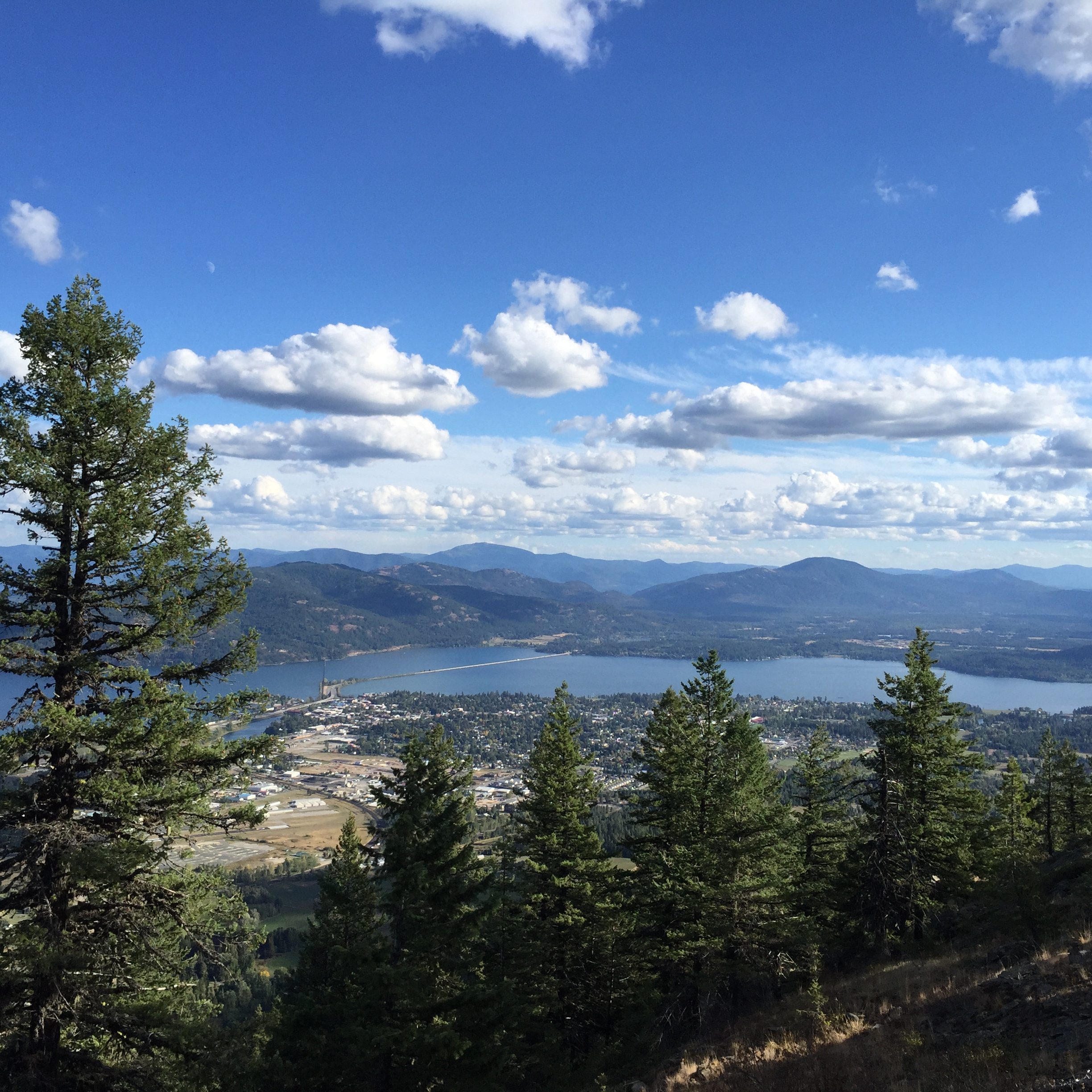 21st Top View Mckinnick trail of bridge