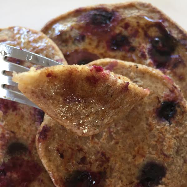 Flourless Blueberry Pancakes (Vegan & GF)